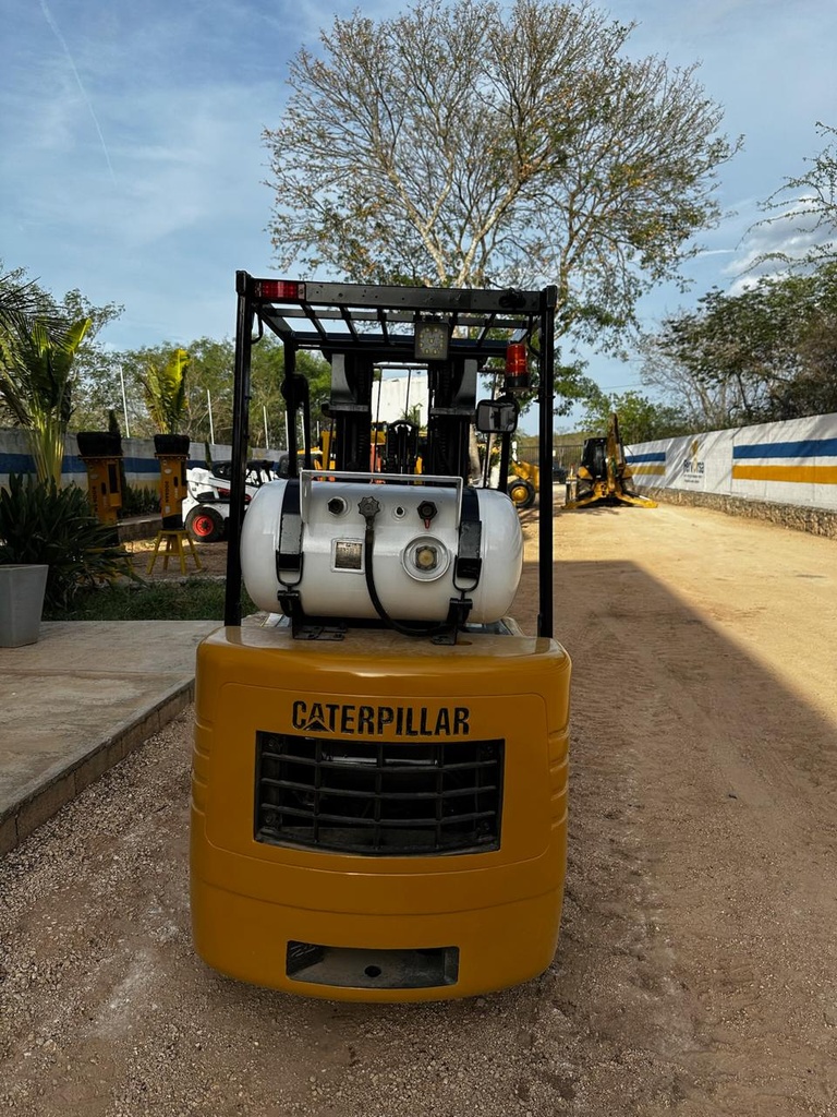 Montacarga GC25