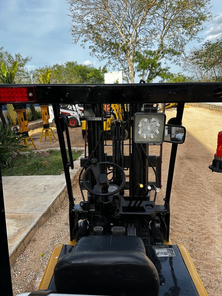 Montacarga GC25